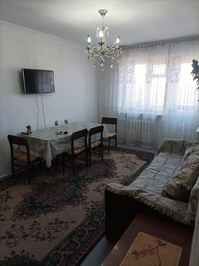 Аппартаментов В Золотом Квадрате Bisjkek Buitenkant foto